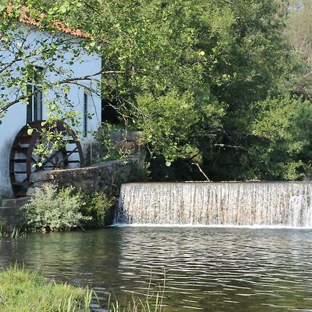 Bed & Breakfast Lagar Do Rio Ponte da Mucela Exterior photo