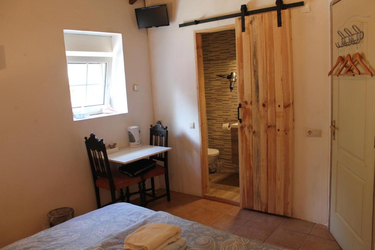 Bed & Breakfast Lagar Do Rio Ponte da Mucela Exterior photo
