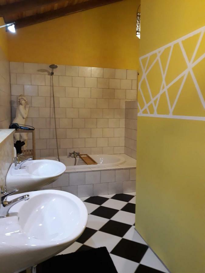 Bed & Breakfast Lagar Do Rio Ponte da Mucela Exterior photo