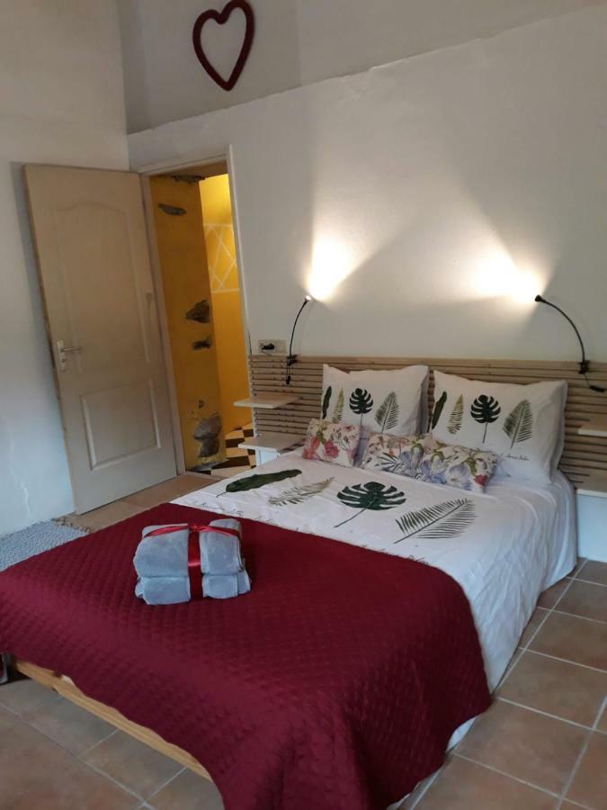 Bed & Breakfast Lagar Do Rio Ponte da Mucela Exterior photo